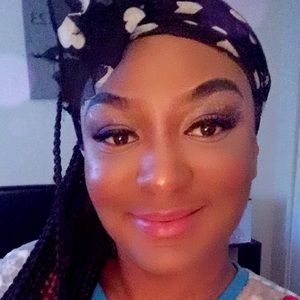 Meet your Posher, Tanisha